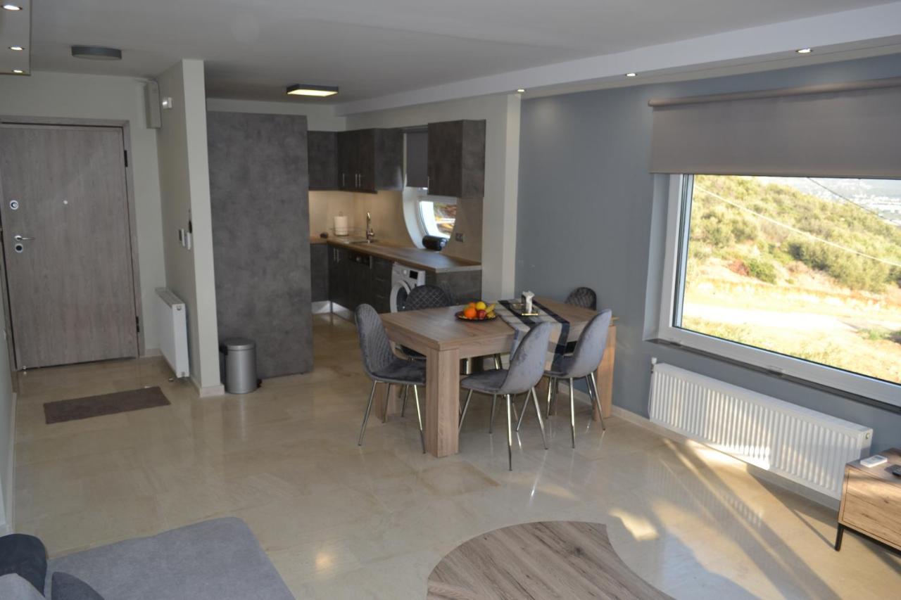 "Stergiou Luxury Apartments" Με Κοινη Πισινα Saronida Zewnętrze zdjęcie