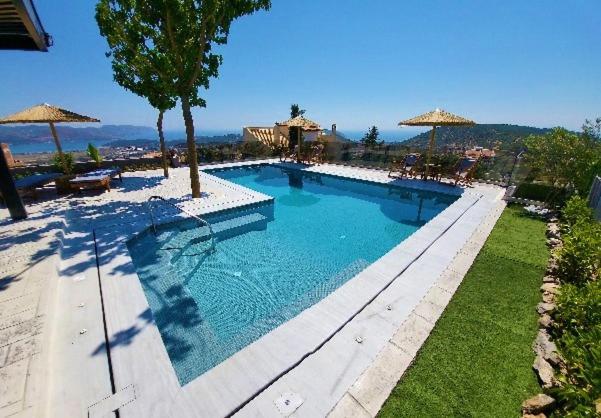 "Stergiou Luxury Apartments" Με Κοινη Πισινα Saronida Zewnętrze zdjęcie